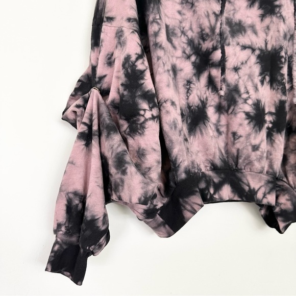 Young Fabulous & Broke Raissa Pink Black Tie Die Hoodie Snap Button Sleeves - Picture 2 of 12